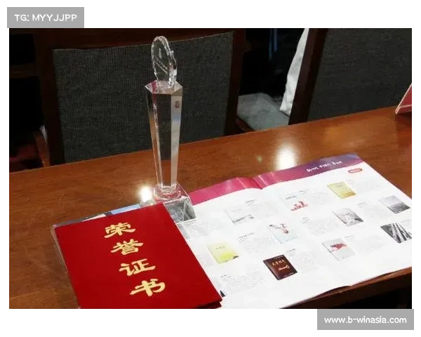 台湾学生作品两岸橄榄枝奖杯获赛事纪念品设计大赛最高奖项 台湾学生作品两岸橄榄枝奖杯获赛事纪念品设计大赛最高奖项