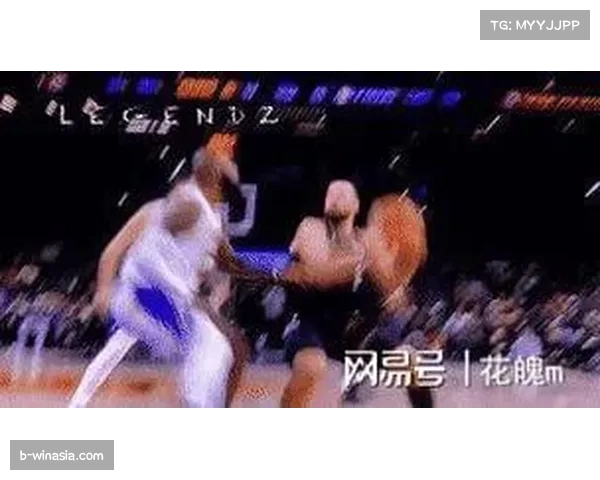 ESPN名嘴帕金斯质疑判罚为剧本表演 随队记者嘲讽裁判扫清障碍